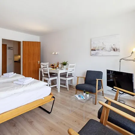 Promenade - Utoring-92 By Interhome Arosa